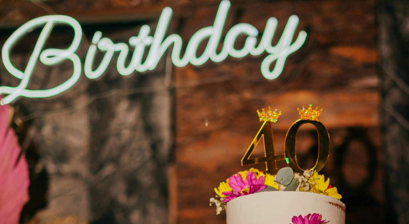 12 Awesome 40th Birthday Party Ideas (2026) | Peerspace