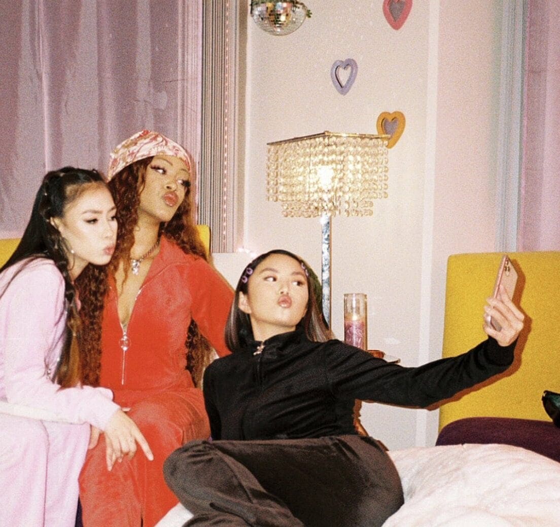 20 Galentine’s Day Theme Ideas For A Picture-Perfect Celebration (2026) | Peerspace