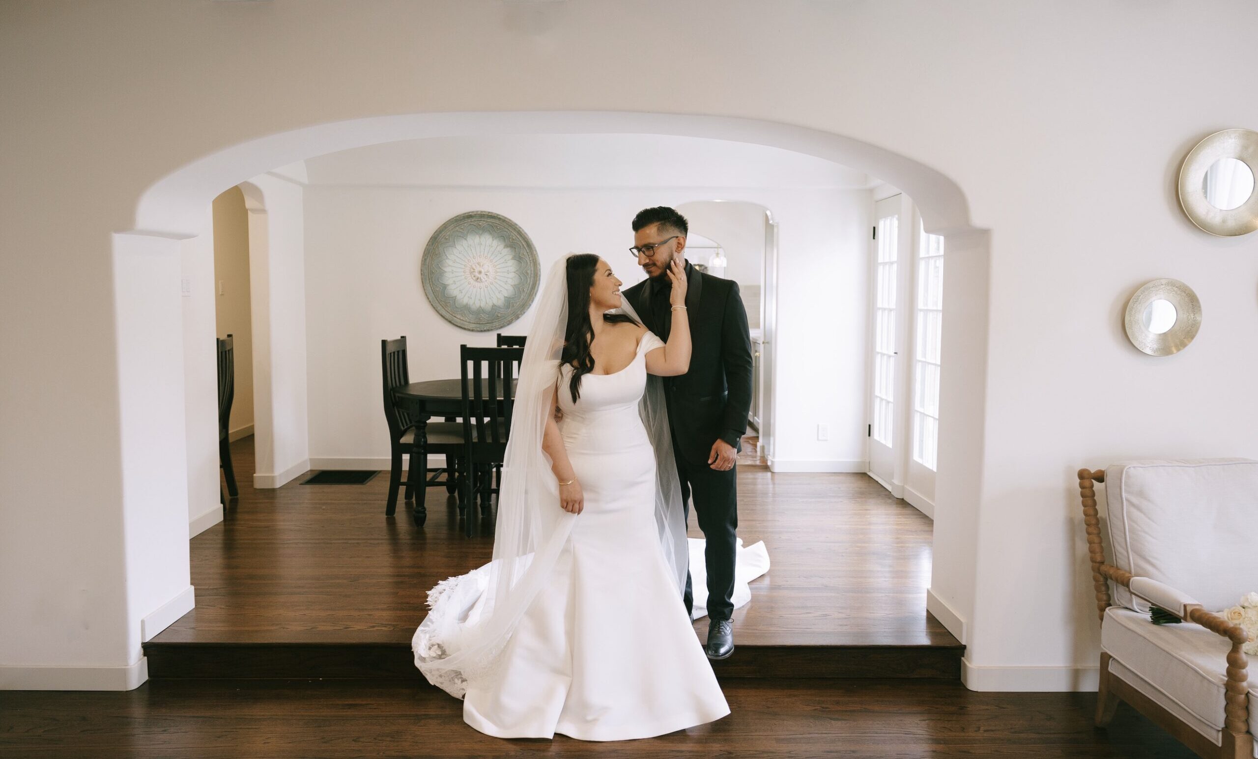 Small Wedding Ideas At Home: An Intimate Celebration Of Love (2026) | Peerspace