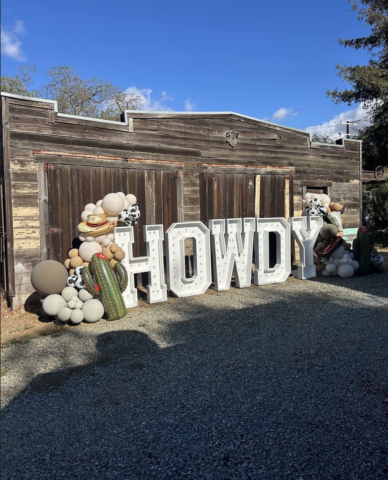 How to Plan a Cowboy Party Theme: A Get-Together With Giddyup (2026) | Peerspace