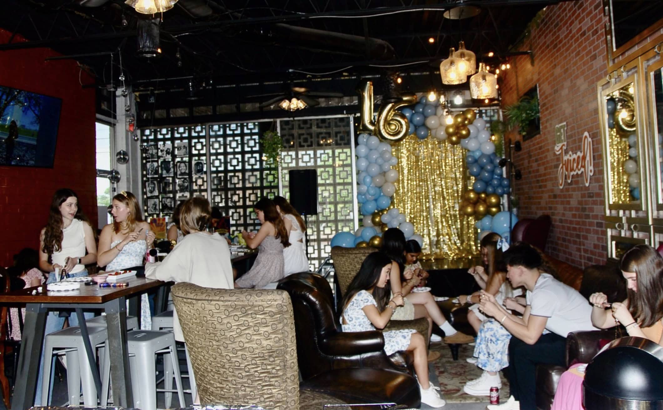 10 Epic Birthday Party Ideas for Teens (2026) | Peerspace