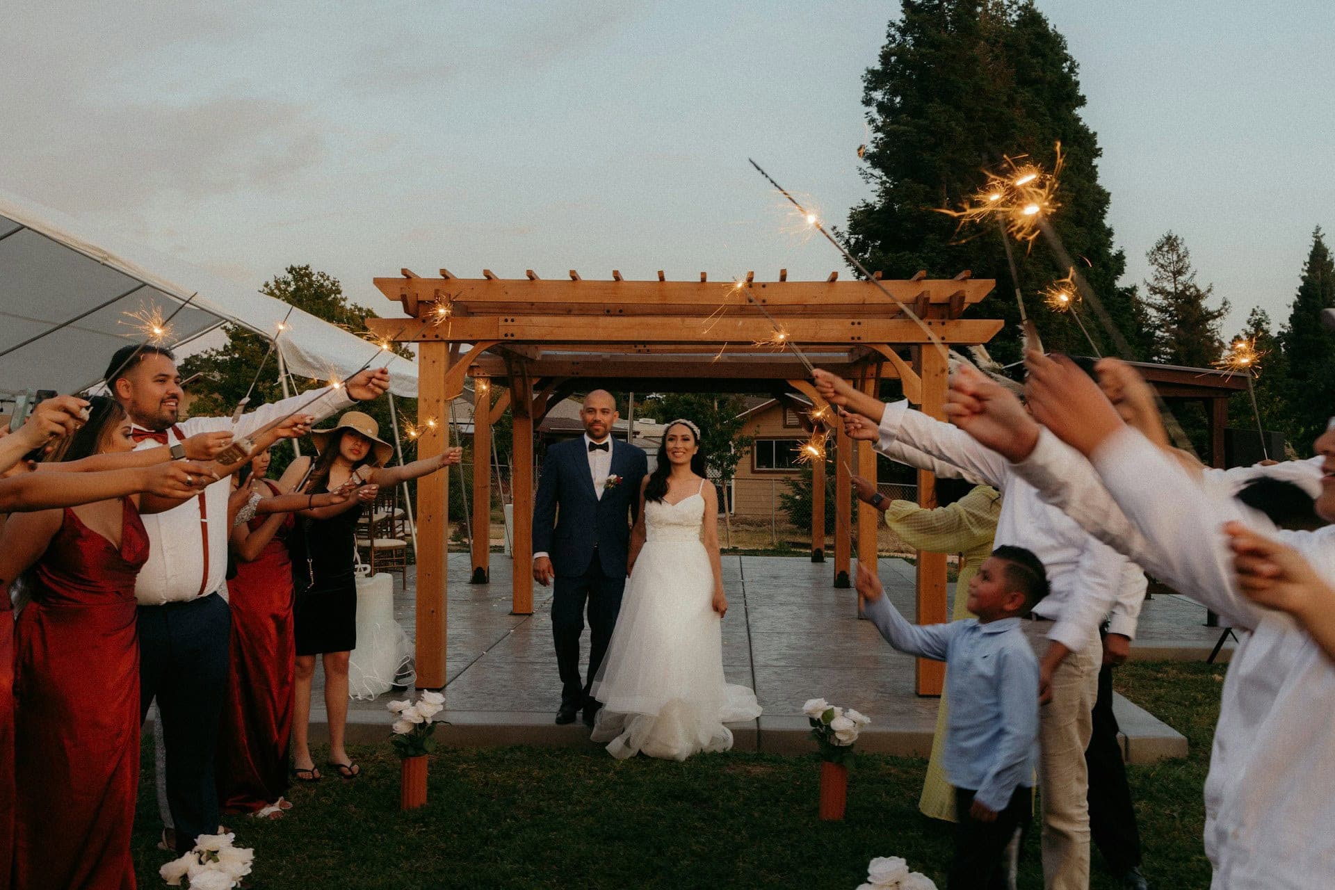 Small Backyard Wedding Ideas For That Intimate, Romantic Feeling (2026) | Peerspace