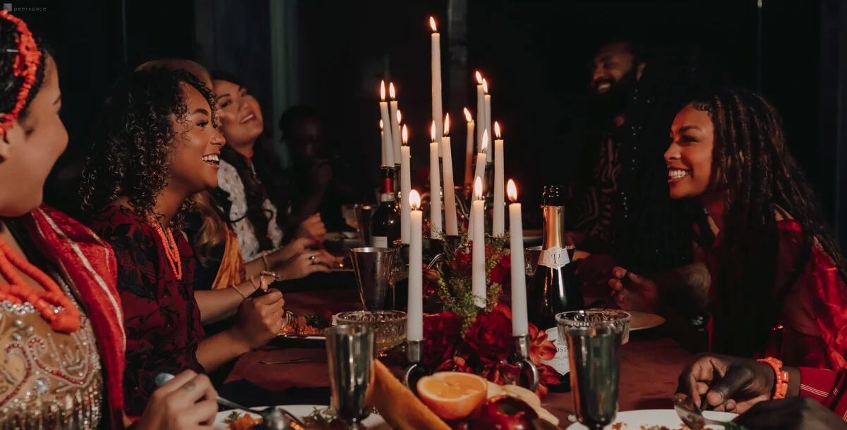 Friendsgiving Decor Ideas That Feel Warm, Stylish, and Effortless (2026) | Peerspace